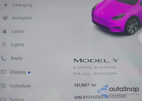 2020 Tesla Model Y Long Range Dual Motor All-Wheel Drive z USA, uszkodzony, nr VIN 5YJYGDEE3LF032585